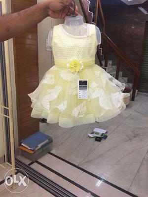 Brand new Party dress for 2-5 years girls