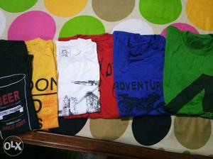 Brand new t-shirt each one 250 rupees hurry to