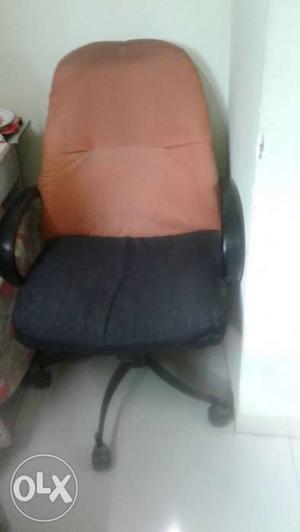 Brown And Black Fabric Rolling Chair