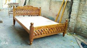 Dimond teakwood Queen size cot new one nine two feel.