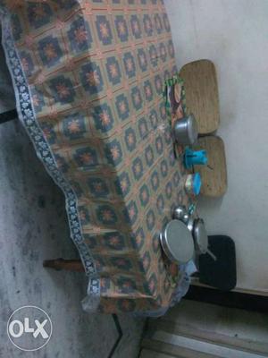 Dining Table with 6 Chairs Good Condition and