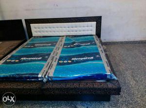 Double bed with box..king size full Cusion..made