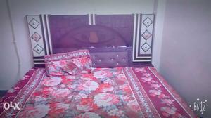 Double bed with mattresses.new condition,only