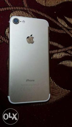 Hi friends I want to sale my I phone 7 with box