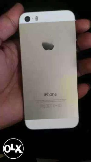 I phone 5s gold 32gb one yr old with bill box and