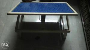 I want to sell new laptop folding table