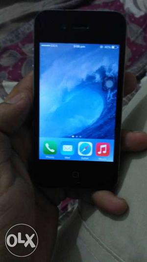 IPhone 4 32gb with full working condition