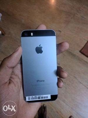 IPhone 5S 16gb selling for cash urgent //' Mint