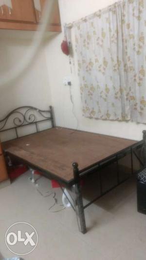 Iron bed 6 month old big size single bed with ply