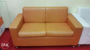 Leather 2-seat Couch / sofa