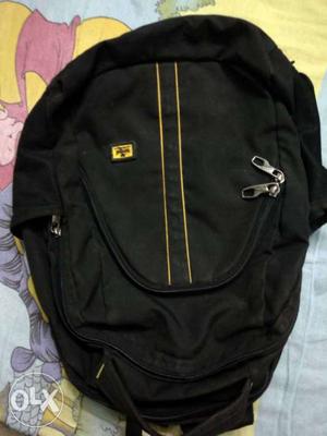 Liviya black bag(Used this for 5months)