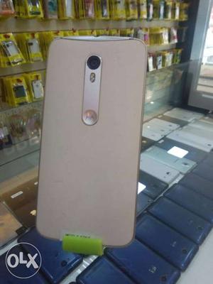 Moto X Style Sterling condition and dope