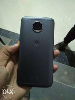 Moto g 5s plus only one month used with all