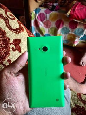 Nokia Lumia 730.