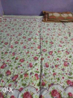 Queen size double bed with box.gud condition