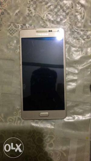 Samsung a5 ina good running condition