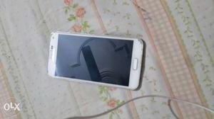 Samsung galaxy s5 white colour less used never
