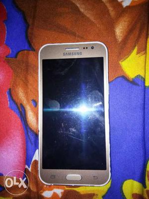 Samsung j5 display is broken with box bill charger