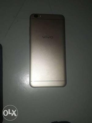 Want to sell my vivo v5 7 months old with all