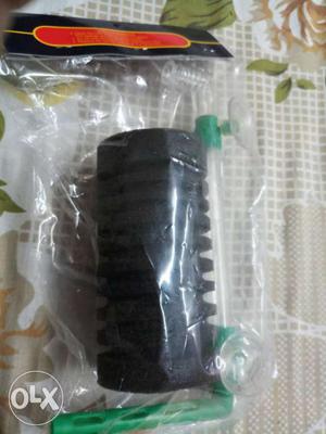 Black And Green Plastic Aquarium Accessory