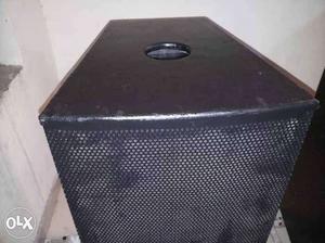 Dj sound MT 2 cabinet very good condition argent sell