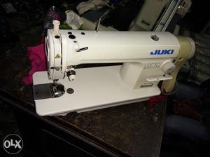Juki sewing machine with original complete set in