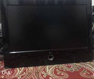 LG LCD 32 inch in working condition at  only