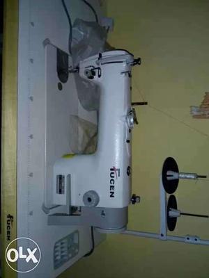 White Fucen Electric Sewing Machine
