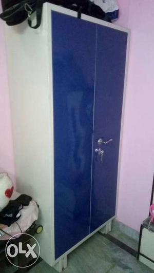 4 month old metal wardrobe. perfect new condition.