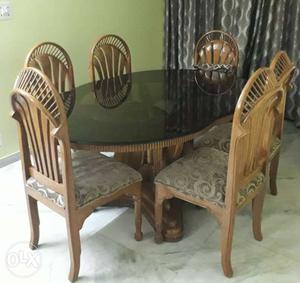 6 seater dining table.. ol made up of sagwan