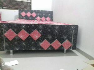 6×5 bed in good condition...both bed and mattress