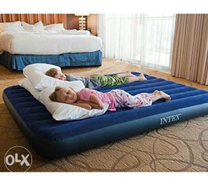 Air bed mattress queen size 80 x 60 inch