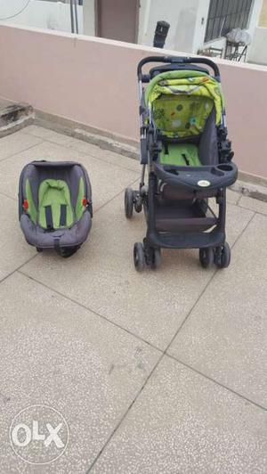 Baby's Green-and-black Travel System