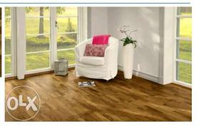 Best wooden flooring and Vinayle flooring for