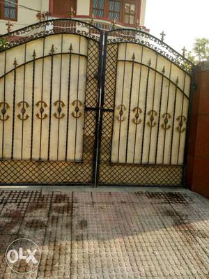 Black And Brown Metal Gate Grill
