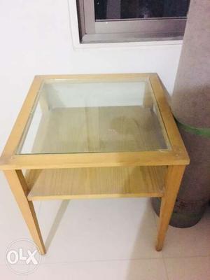 Corner wooden table