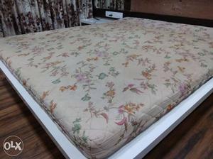 Double Bed mattress Size: 6.25 x 5.5 ft