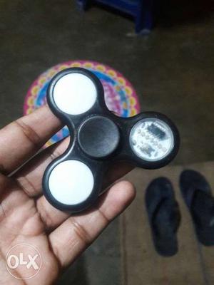 Finger Light spinner