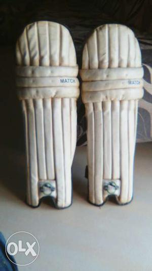 I want to sell new 3 month old cricket pad at