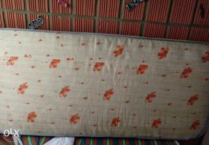 Mattress 3 years old for single bed, 3 years old