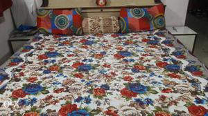 Multicolored Floral Bed Set
