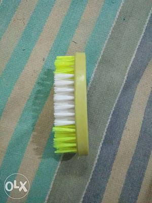 NEW Green Plastic Framed Cleaning Brush
