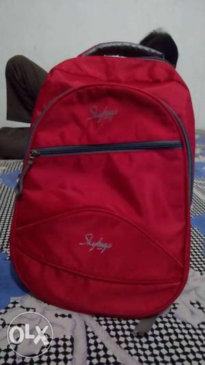 New bag hai aur chahiye ho to bhi mil jayega