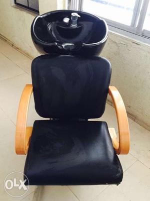 SALON WASH CHAIR in just Rs. /- only