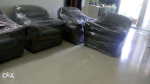 Single seater sofa 6 pieces new and unused fabric