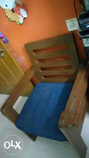 Teak wood sofa 3+1+1 urgent sale for less amount