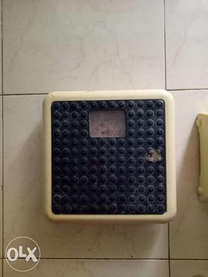 Weighing scale