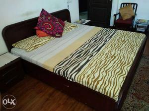 Yellow And Black Bedspread