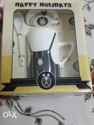 Happy Holidays Ceramic Mug With Teaspoon Set