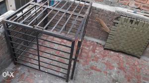 Heavy duty cage for dogs urgent sale